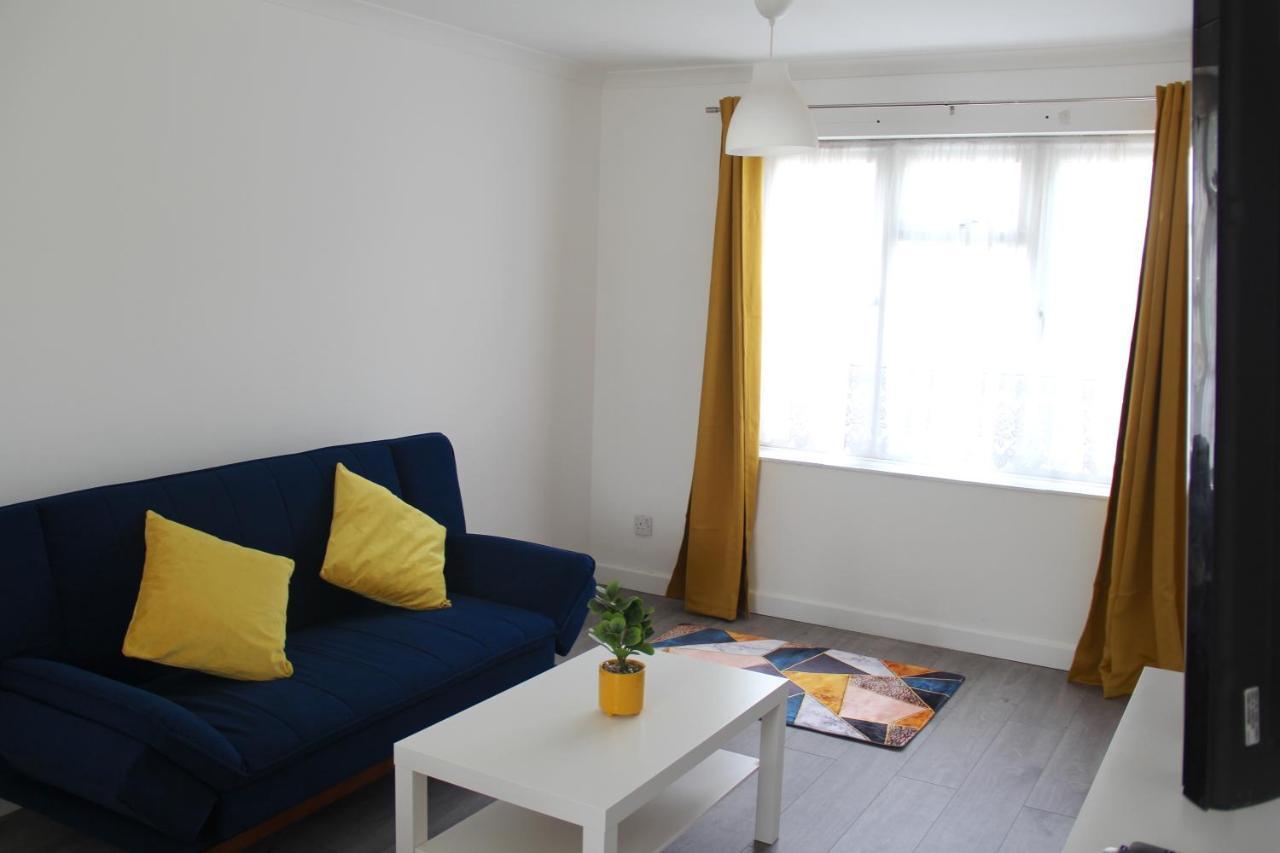 Villa Coolfin House-Close To Excel, Contractors, Relocators, Paid Parking à Londres Extérieur photo